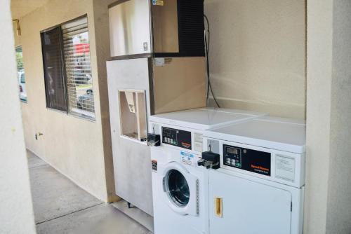 Milagro Motel 2*